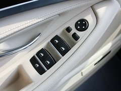 宝马5系 2013款 525Li 2.0T 豪华型
