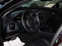 捷豹  XJL 5.0SC AT 中控台左侧