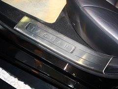 捷豹XJ 2013款 2.0T 自动 全景商务版