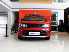 路虎  5.0 V8 NA HSE 车头正面视角