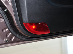 奥轩GX5 2012款 2.4L 手动 汽油四驱天窗版 5座