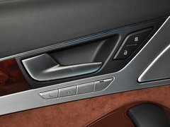 奥迪A8 2013款 2.0T 40 hybrid