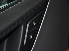 奥迪A8 2013款 2.0T 40 hybrid