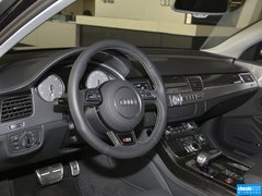 奥迪S8 2013款 4.0TFSI quattro