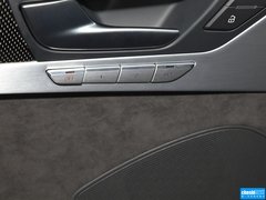 奥迪S8 2013款 4.0TFSI quattro