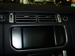 路虎  5.0L V8 中控仪表台上方