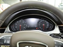 奥迪(进口) 奥迪A8 30FSI 方向盘后方仪表盘