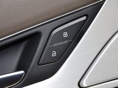 奥迪A8 2013款 30FSI 专享型