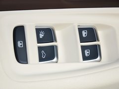 奥迪A8 2013款 30FSI 专享型