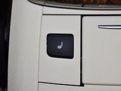 奥迪A8 2013款 30FSI 专享型
