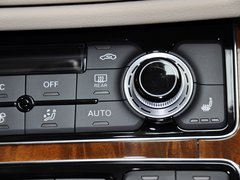 奥迪A8 2013款 30FSI 专享型