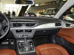 奥迪A7 2013款 30FSI 标准型