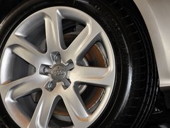 奥迪A7 2013款 30FSI 标准型