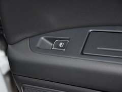 奥迪A7 2013款 30FSI 标准型