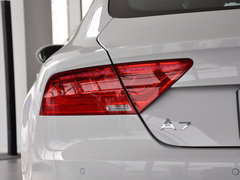 奥迪A7 2013款 30FSI 标准型