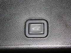 凱迪拉克SRX 2013款 3.0L 自動 舒適型 5座