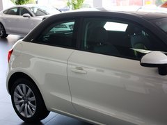 奥迪A1 2013款 30TFSI 1.4T Sportback Ego