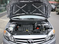 东南汽车  1.5L CVT 发动机局部特写