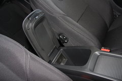 沃尔沃V40 2013款 2.0T 自动 智逸版