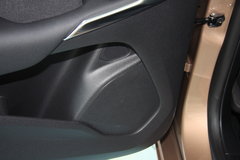 沃尔沃V40 2013款 2.0T 自动 智逸版