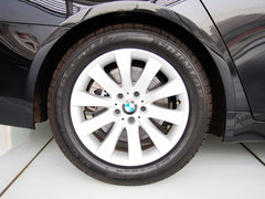 宝马(进口)  740Li 3.0T 前轮整体照片