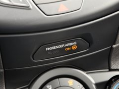 嘉年华(进口) 2013款 1.6T 手动 三门两厢版 ST