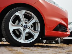嘉年华(进口) 2013款 1.6T 手动 三门两厢版 ST