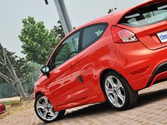 嘉年华(进口) 2013款 1.6T 手动 三门两厢版 ST