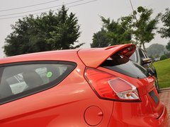 嘉年华(进口) 2013款 1.6T 手动 三门两厢版 ST