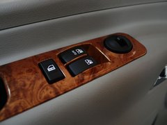 瑞风M5 2012款 2.0T 手动 汽油公务型 7座