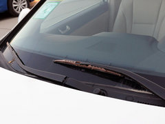 比亚迪G6 2012款 1.5T DCT 尊贵型