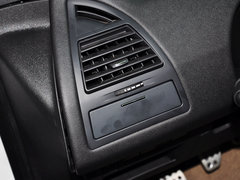 世嘉 2013款 两厢 1.6L 手动 CROSS