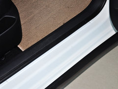 世嘉 2013款 两厢 1.6L 手动 CROSS