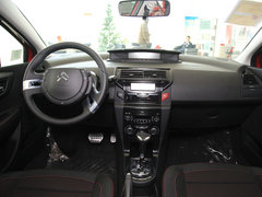 世嘉 2013款 两厢 1.6L 自动 CROSS