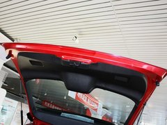 世嘉 2013款 两厢 1.6L 自动 CROSS