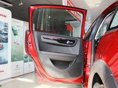 世嘉 2013款 两厢 1.6L 自动 CROSS