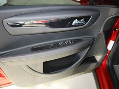 世嘉 2013款 两厢 1.6L 自动 CROSS