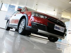世嘉 2013款 两厢 1.6L 自动 CROSS