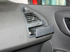 世嘉 2013款 两厢 1.6L 自动 CROSS