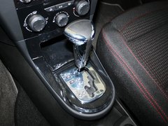世嘉 2013款 两厢 1.6L 自动 CROSS
