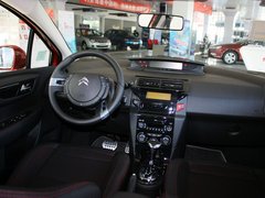 世嘉 2013款 两厢 1.6L 自动 CROSS