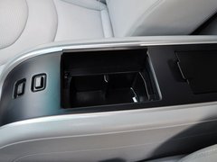 纳智捷 MASTER CEO 2013款 2.2T 自动 行政版