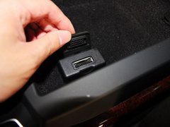 奥迪A8 2013款 50TFSI quattro 豪华型