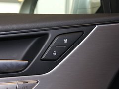 奥迪A8 2013款 50TFSI quattro 豪华型