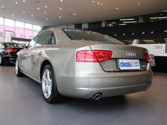 奥迪(进口) 50TFSI quattro 车辆左后45度视角