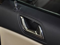 比亚迪G6 2012款 2.0L 手动 尊贵型