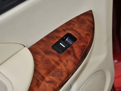 比亚迪G6 2012款 1.5T 手动 尊贵型