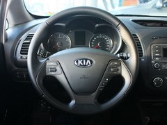 东风悦达起亚 起亚K3 1.6L AT 方向盘整体