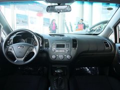 东风悦达起亚  起亚K3 1.6L AT 中控台整体