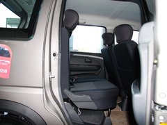 昌河铃木  北斗星X5 1.4L MT 第二排座椅正视图